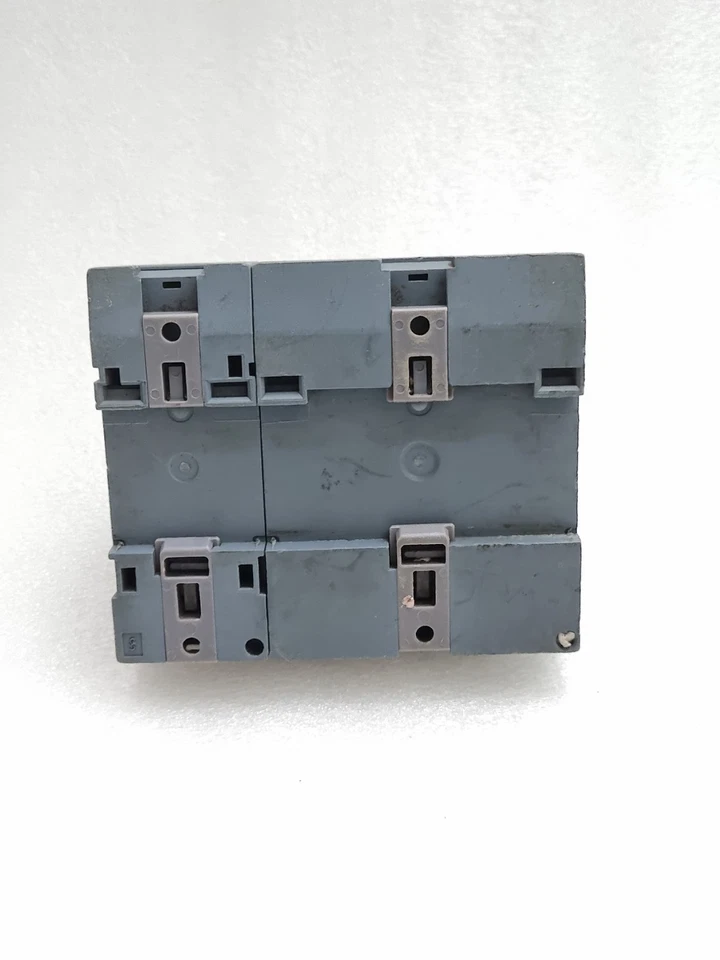 Siemens 6ED1052-1MD00-0BA8 Logo Plc With 6ED1055-1MB00-0BA2 Expansion Module
